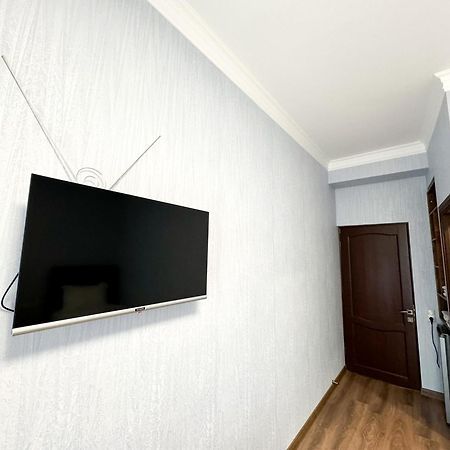 Armenia Hotel 耶烈万 外观 照片