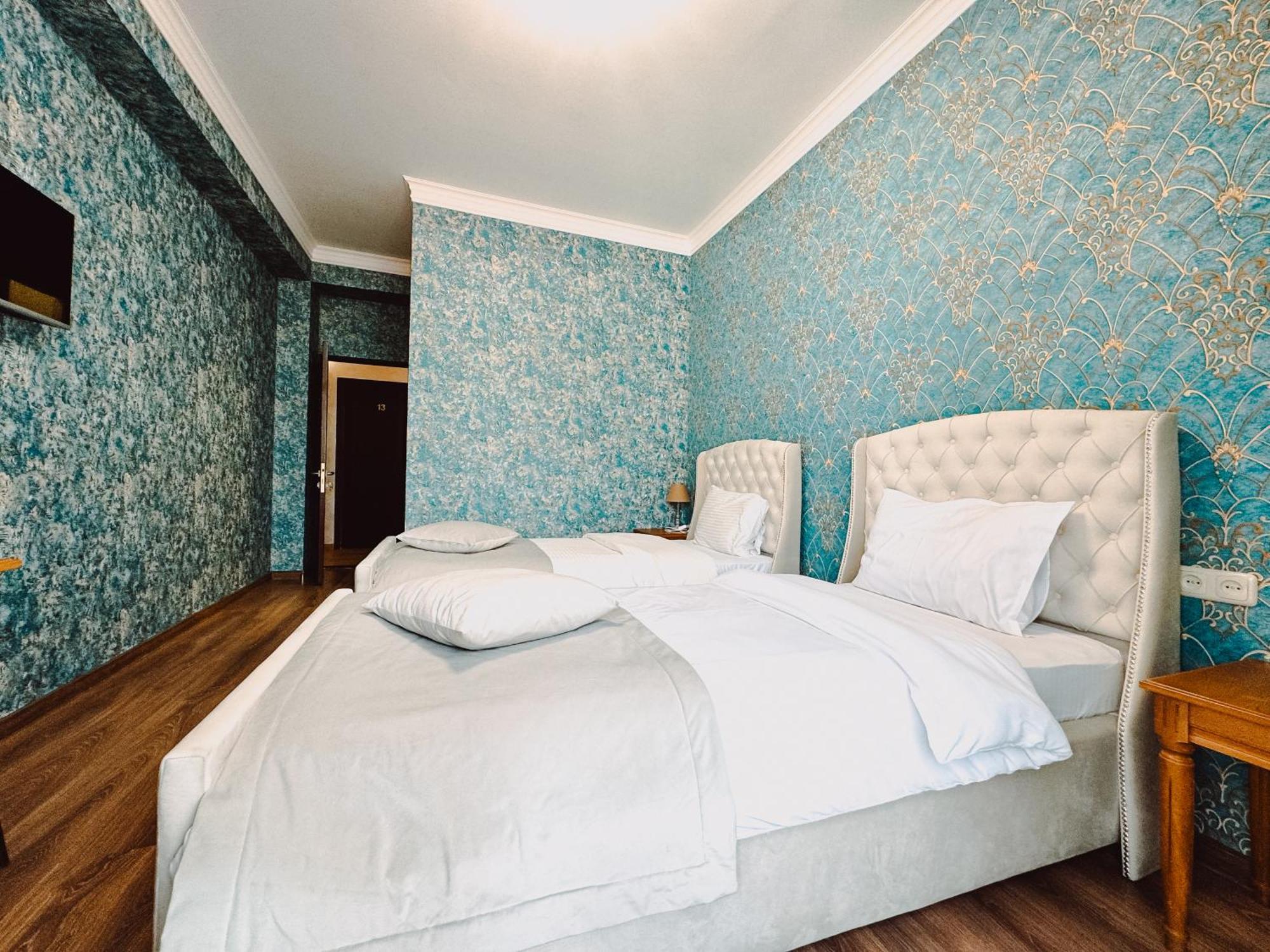Armenia Hotel 耶烈万 外观 照片